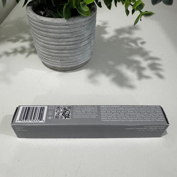 R.e.m beauty Flourishing Lengthening Mascara - Picture 3 of 7